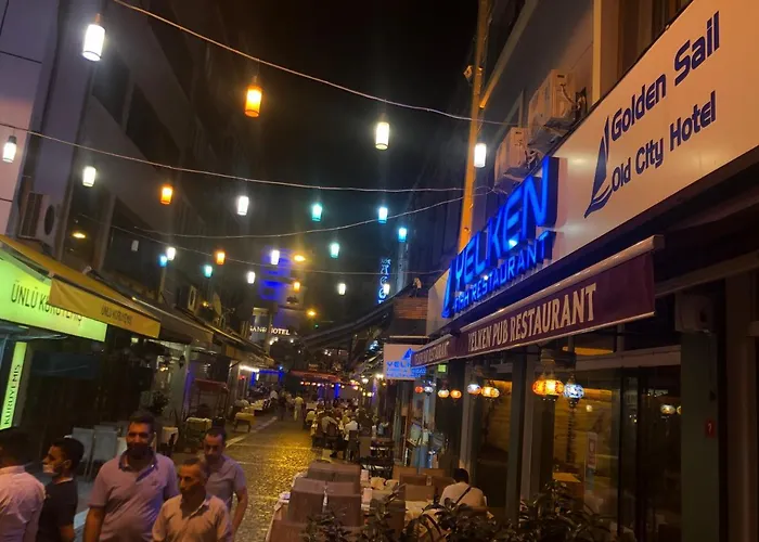Golden Sail Hotel Old City
